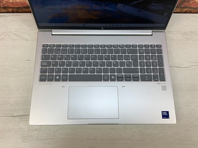 Portátil HP EliteBook 660 G11