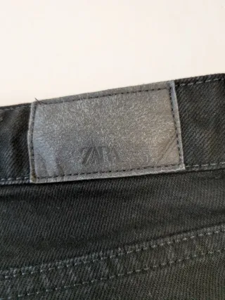 Vaqueros Zara mujer negros. Cintura alta. Crop.