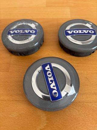 3 Tapas de buje Volvo 30666913