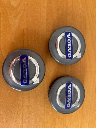 3 Tapas de buje Volvo 30666913