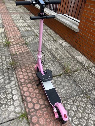 Patinete Eléctrico Rosa Infantil