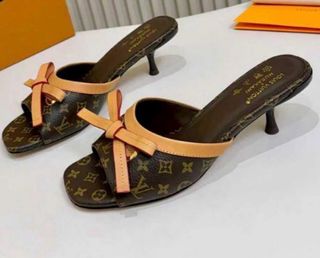 Sandalia Louis Vuitton lazo multicolor