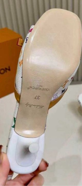 Sandalia Louis Vuitton lazo multicolor