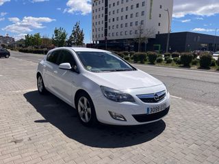 Opel Astra 2010