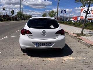 Opel Astra 2010