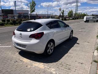 Opel Astra 2010