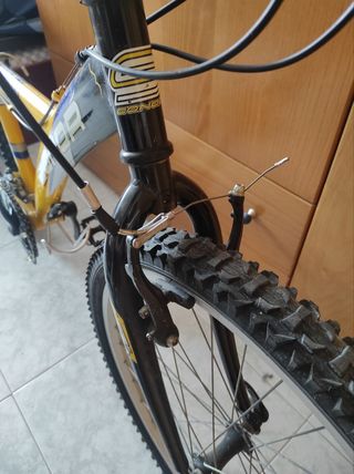 Bicicleta Conor 24 MTB
