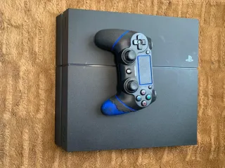 Consola PlayStation 4 Negra