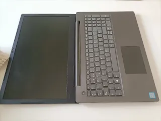 Portátil Lenovo V330-15IKB i5 8GB RAM 256GB NVMe