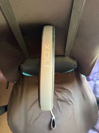 Pala de pádel NOX AT10