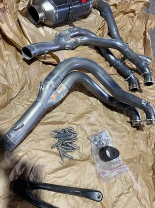 Escape Akrapovic Evolution Carbono kawasaki zx10r