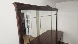Aparador clásico madera con espejo grande