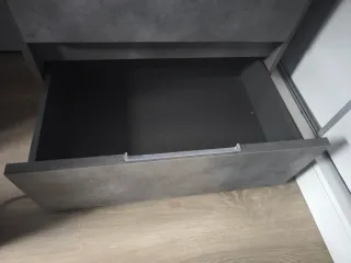 Mueble de baño gris piedra y madera