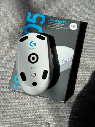 Logitech G305 Lightspeed Gaming Mouse