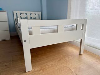 Cama infantil IKEA Kritter blanca