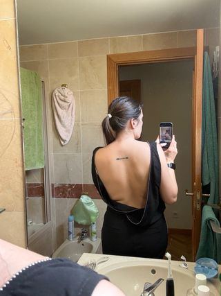 Mono negro elegante