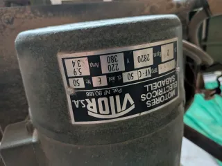 Máquina universal carpintería