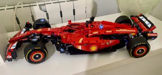 LEGO Technic Ferrari SF-24 F1