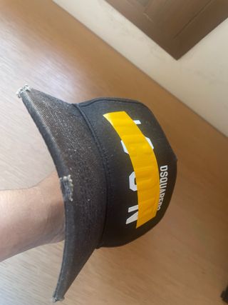 Gorra Dsquared2 Taped Negra y Amarilla