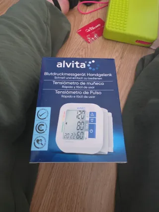 Tensiometro de muñeca Alvita