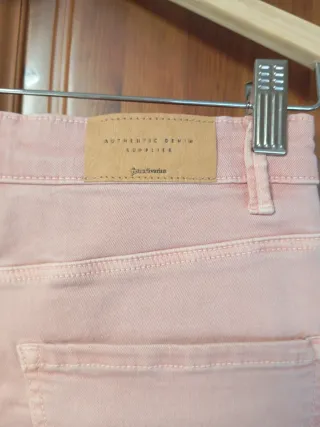 Pantaloni rosa polvere Stradivarius (non per neonati)