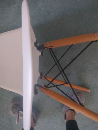 Silla Nórdica Blanca y Madera