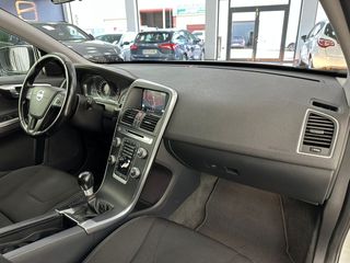 VOLVO XC60 2.0 D3 Kinetic