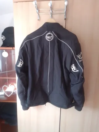 Chaqueta Motera Berik Design Negra
