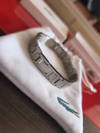 Pulsera Lacoste sin usar