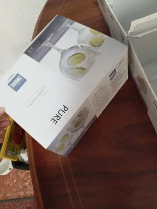 Set de 6 Vasos .   uno con 3€ y dos con 5€
