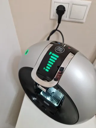Cafetera Dolce Gusto DeLonghi
