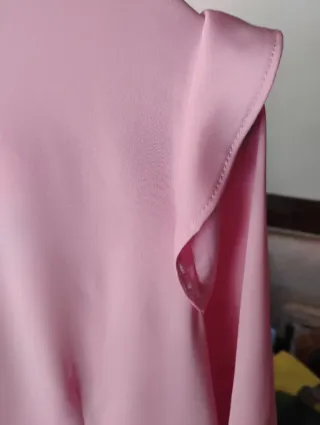 Vestido corto rosa Zara