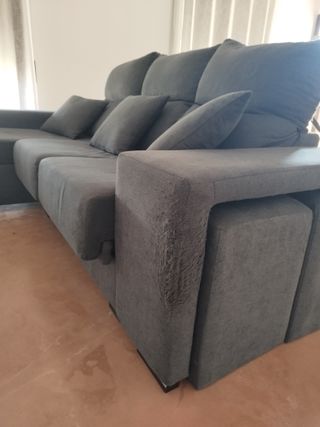 Sofá chaise longue gris oscuro con almacenaje