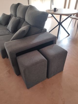 Sofá chaise longue gris oscuro con almacenaje
