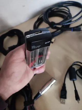 Lote de Cables y Adaptadores Varios