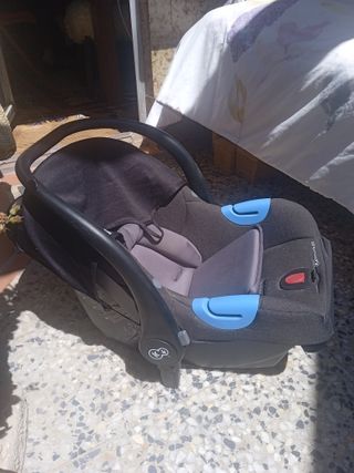Silla de coche Kinderkraft para bebé