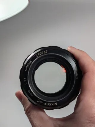 Obiettivo Nikon 55mm f/1.2