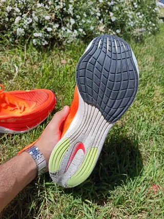 Nike ZoomX Vaporfly Next% 2