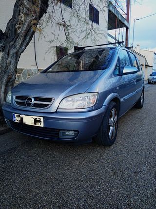 Opel Zafira 2004