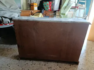 Mueble antiguo madera y mármol