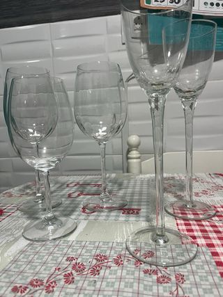 Lote copas y vasos morados y transparentes