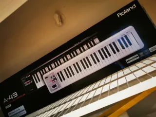 Teclado MIDI Roland A-49