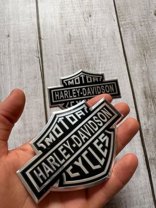 2 EMBLEMAS HARLEY DAVIDSON MOTORCYCLES LOGO MOTO