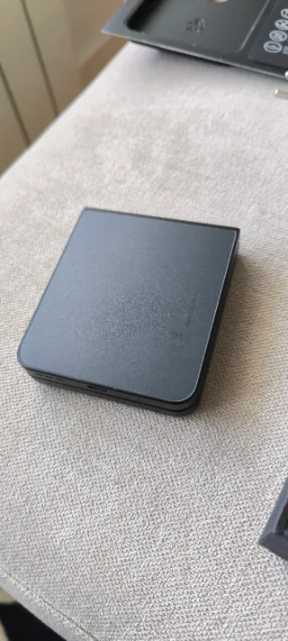 Nubia ZTE Flip 5G 256GB