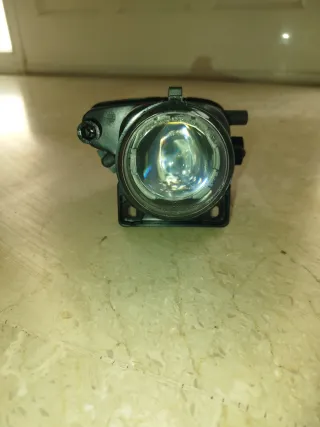 Faro Antiniebla Audi y Seat 4B0941700 H3