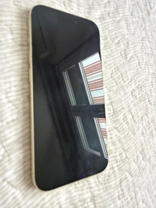 iPhone 15 128GB Amarillo