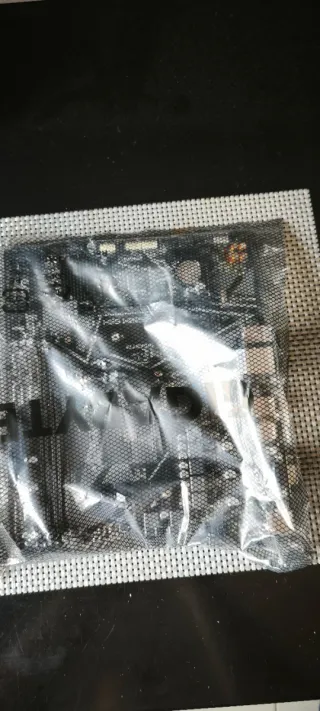 Gigabyte A520M S2H Placa Base