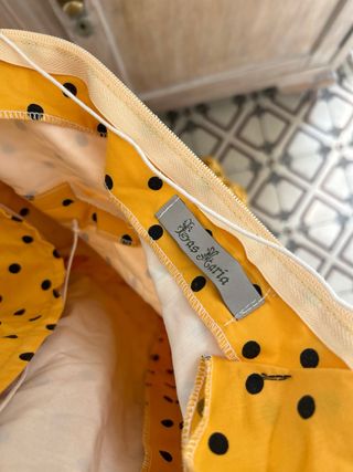 Traje de flamenca amarillo lunares negros