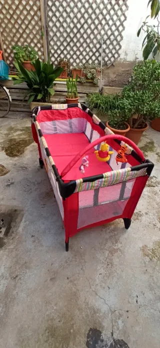 Cuna de viaje plegable