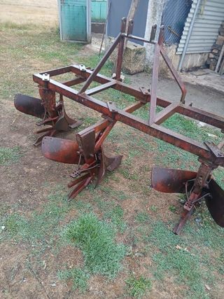 Arado de 3 regos